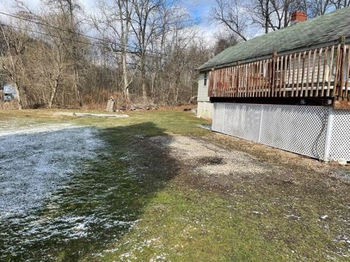 125 Hurst Rd, Smock, PA 15480-1001