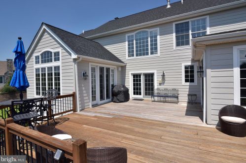 116 Osborne Cir, Kennett Sq PA  19348-1910 exterior