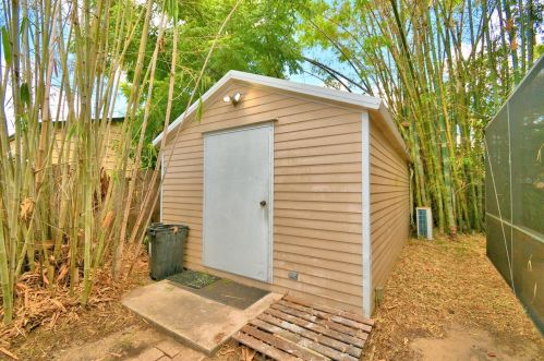 630 Hillside Cir, Lake Alfred FL  33850-3112 exterior