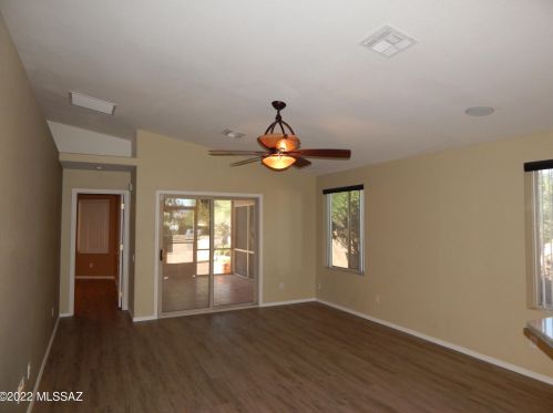 8925 Tortolita Bluffs Pl, Tucson AZ  85742-4524 exterior