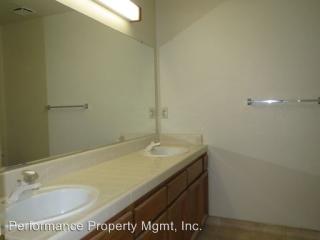 808 Amber Ave, Clovis CA  93611-1468 exterior