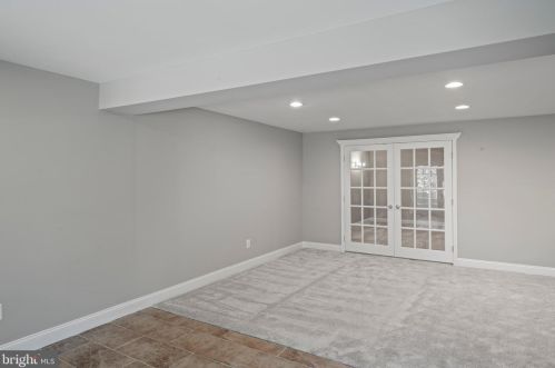 15573 Alderbrook Dr, Haymarket VA  20169-6130 exterior