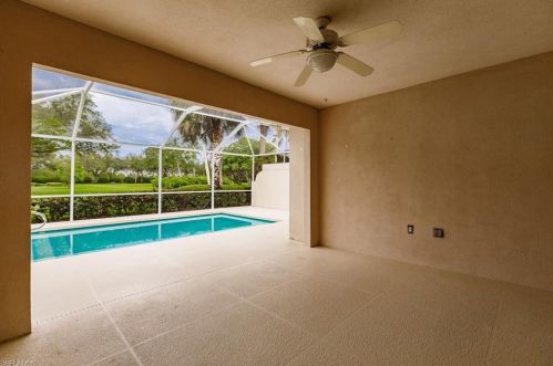 3668 El Segundo Ct, Naples FL 34109-1398 exterior