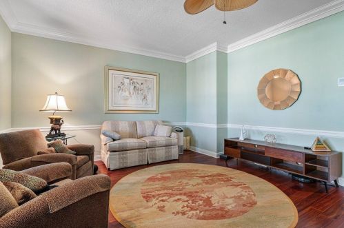 5310 Boca Marina Cir, Boca Raton FL 33487-5221 exterior