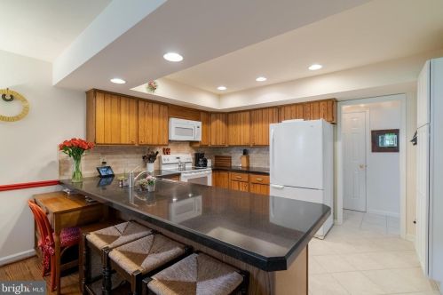 284 Conway Cir, Prospectville PA exterior