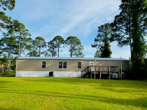 493 Tip Tucker Rd, Saint George Island, FL 32328-3443