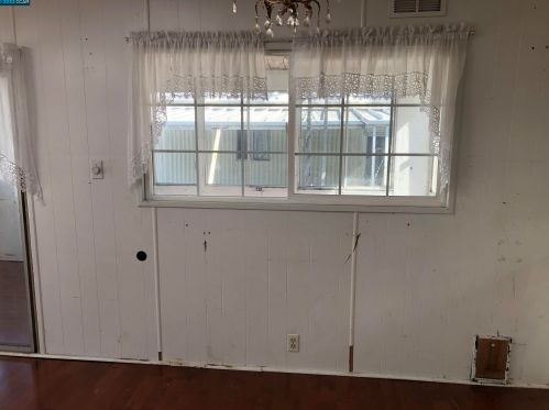 16401 San Pablo Ave, Richmond CA  94806-1331 exterior