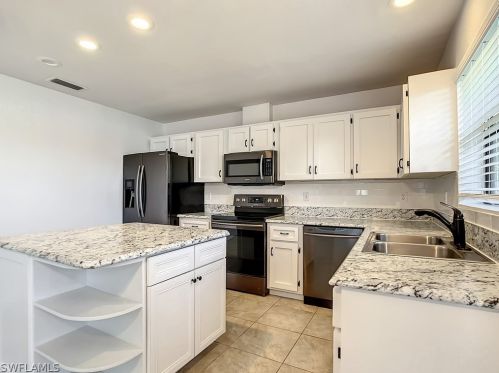 1828 47 St, Cape Coral FL  33904-9001 exterior