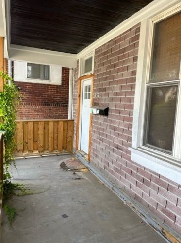 3537 Fleming Ave, Pittsburgh PA 15212-2113 exterior