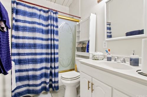 105 Forestdale Ave, Covina CA 91723-2412 exterior