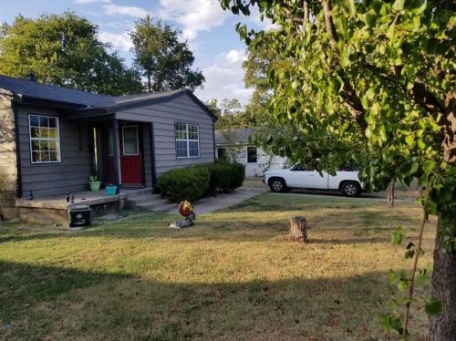 5216 Mcconnell Dr, Fort Worth, TX 76115-4121