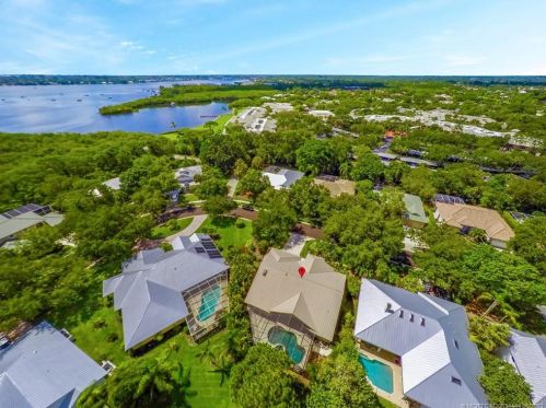 1073 Lighthouse Dr, Palm City, FL 34990-4513