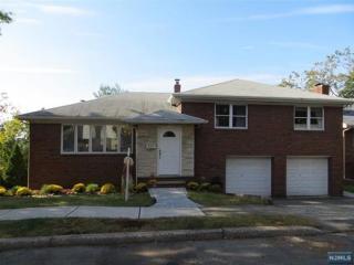 695 Center St, Ridgefield, NJ 07657-1932