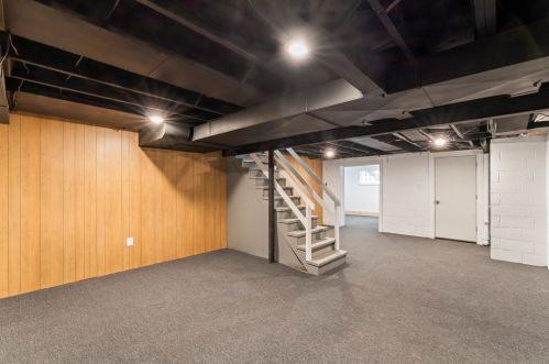 132 Firwood Dr, Bridgeville PA  15017-1204 exterior