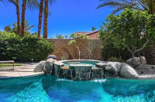 48794 Pear St, Indio, CA 92201-8401