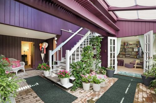 2 Dogwood Rd, Mahopac, NY 10541-5404