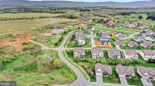 315 Lewis Washington Dr, Charles Town WV  25414-5666 exterior