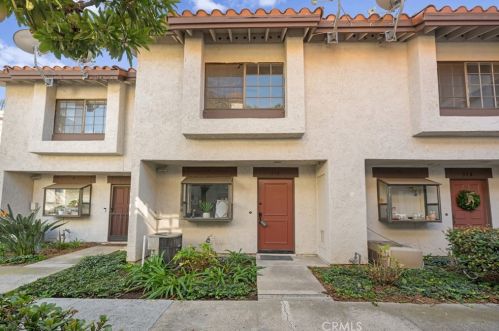 316 Maui Dr, Placentia CA  92870-6031 exterior