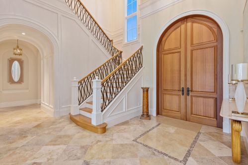 3855 Isla Del Sol Way, Naples FL  34114-9484 exterior