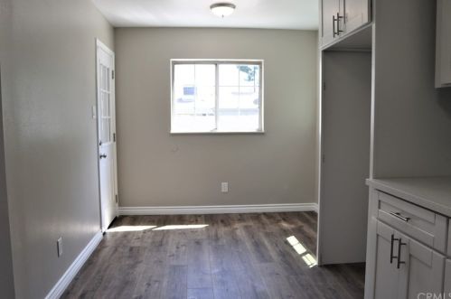 327 Erwin St, Rialto CA  92376-6018 exterior