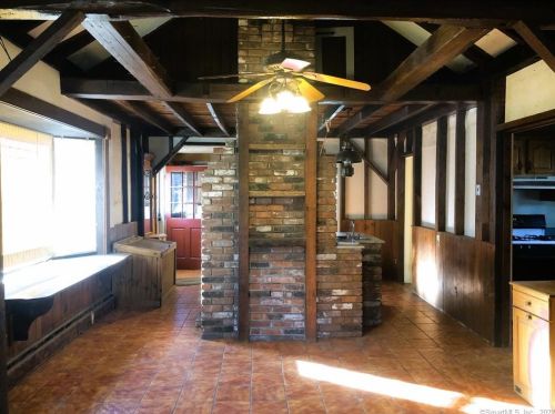 58 Eagle St, Terryville, CT 06786-6119