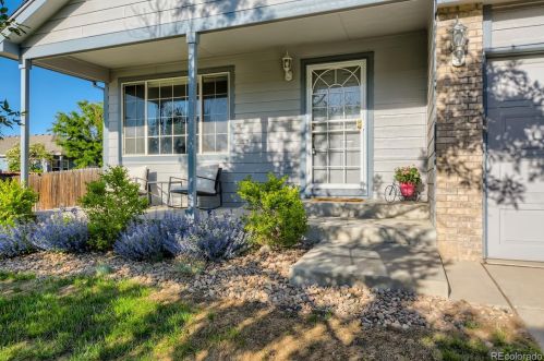 5196 Fraser St, Denver CO 80015-2277 exterior