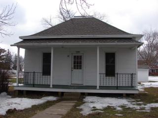 3160 Hancock St, Dodgeville, WI 53533-8678