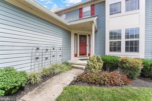 902 Shetland Ct, Chadds Ford, PA 19317-9295