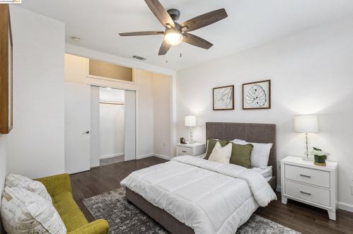 3026 Adeline St, Oakland CA 94608-4412 exterior