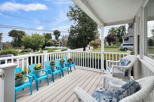 58 Ellis Ave, Northport, NY 11768-1209