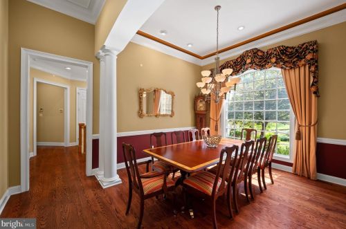 100 Deer Valley Ln, Wilmington DE  19807-1912 exterior