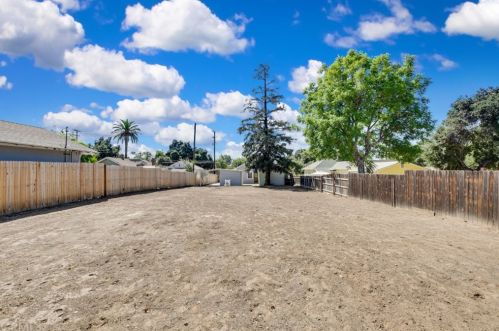 125 Gladstone St, San Dimas CA 91773-1828 exterior