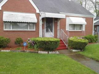 2727 Hollister Ave, Norfolk, VA 23504-3709