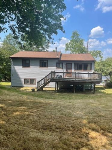 99 Kia Ora Blvd, Mahopac, NY 10541-4324