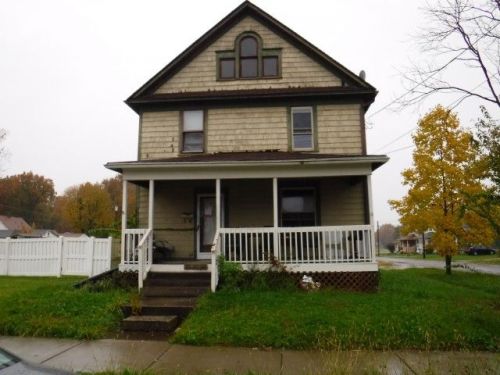 308 15th St, Sebring, OH 44672-1304