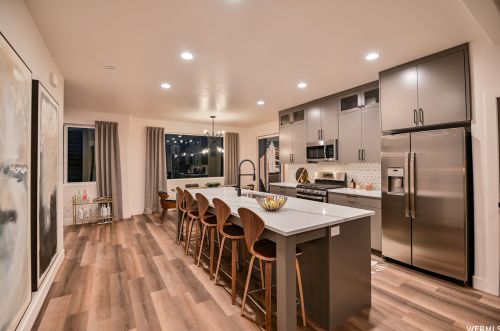 548 1040, Highland, UT 84003-3387