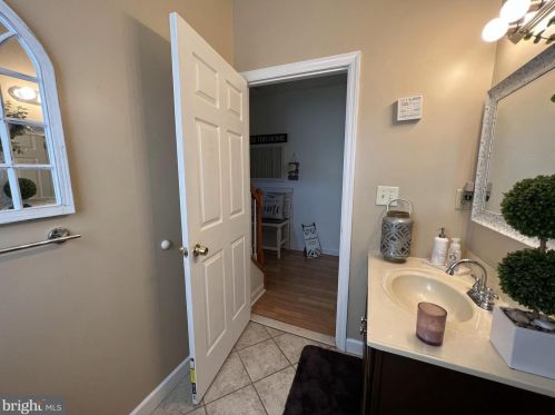 1459 Chambers St, Trenton NJ  08610-5807 exterior