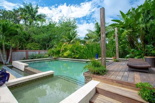 2535 River Reach Dr, Naples, FL 34104-6930