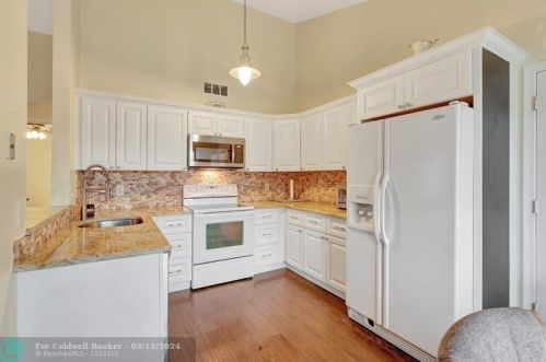 10579 Bobbie Ln, West Palm Beach FL  33411-3042 exterior