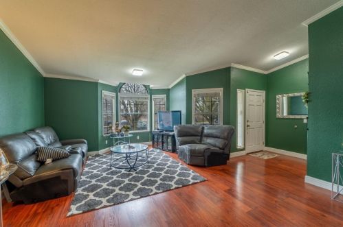 233 O St, Lathrop CA  95330-9661 exterior