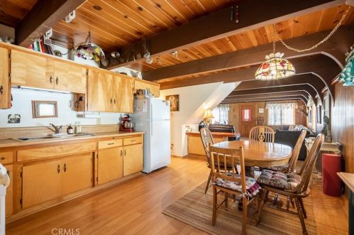 209 Gilroy Dr, Big Bear City CA  92314-9683 exterior