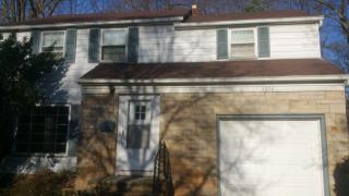 1674 Crest Rd, Cleveland OH  44121-1724 exterior