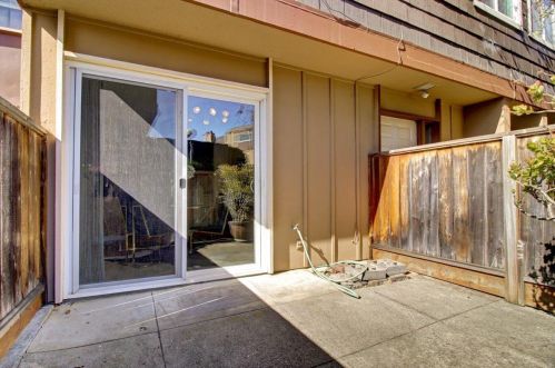 880 Stonegate Dr, South San Francisco CA  94080-1562 exterior