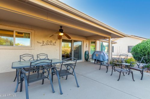 20019 146th Dr, Sun City AZ 85375-6126 exterior