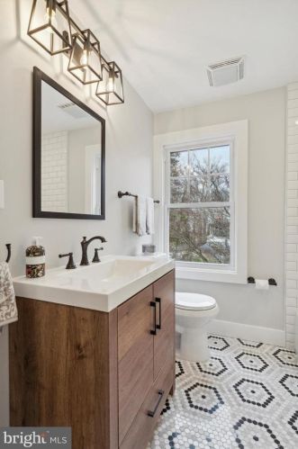 1315 Ashbourne Rd, Melrose Park PA  19027-2678 exterior