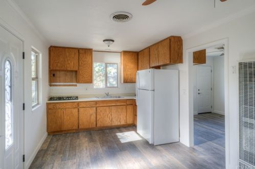 15 Woodcrest Dr, Oroville CA  95966-5518 exterior