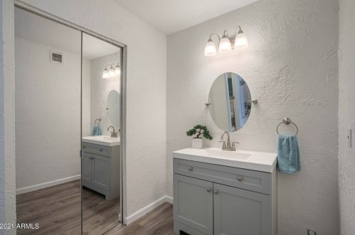 3951 Butler St, Chandler AZ  85226-3866 exterior