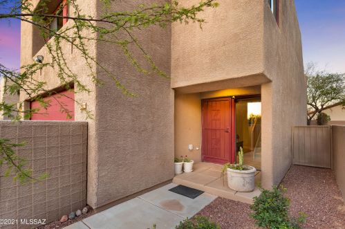 3616 Kapok Ln, Tucson, AZ 85719-1597