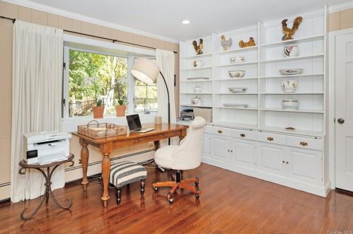 124 Quinn Rd, Briarcliff NY  10510-2133 exterior