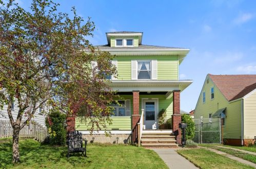 1009 Rose Ave, New Castle, PA 16101-4335